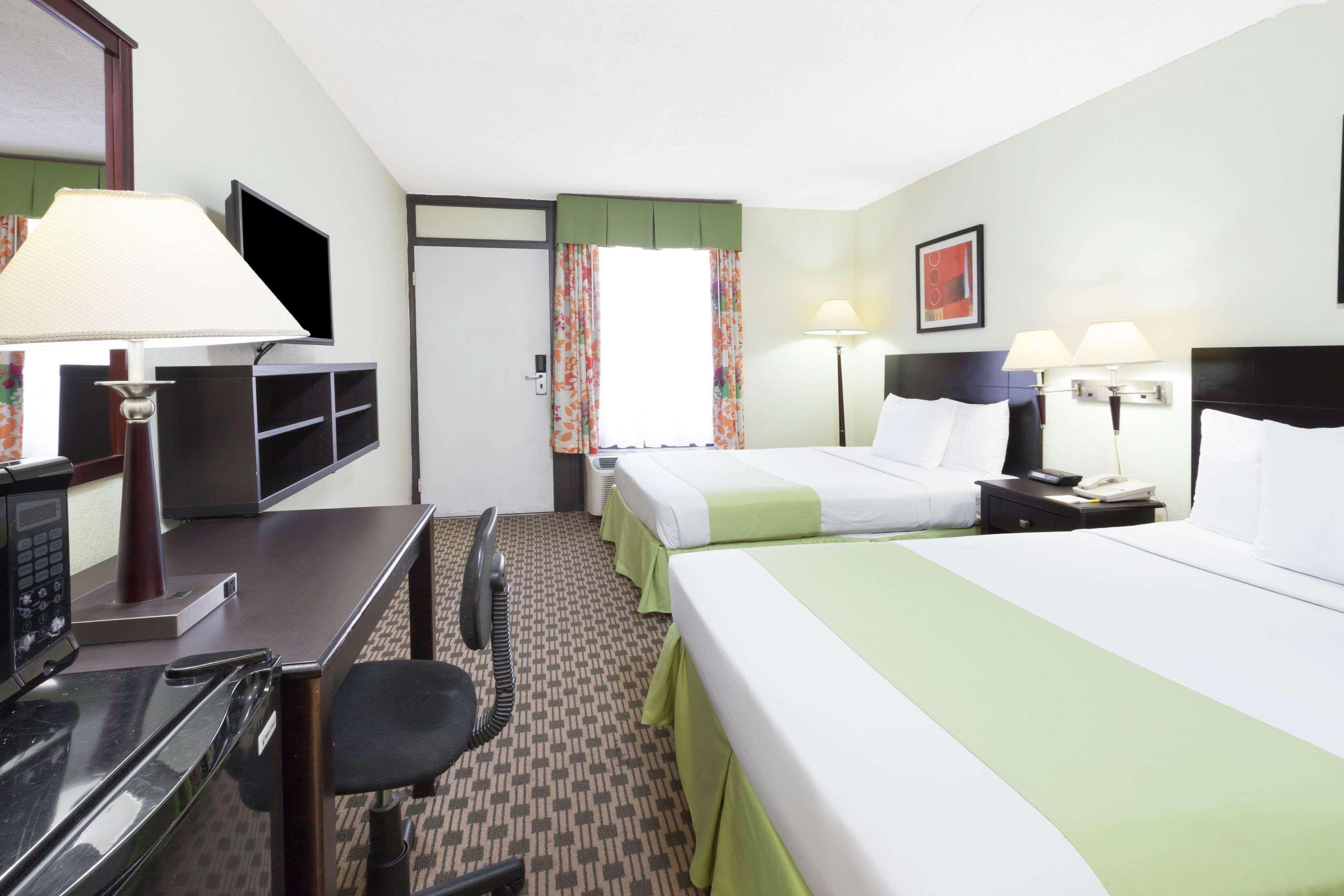 Days Inn By Wyndham Irving Grapevine Dfw Airport North Exterior foto