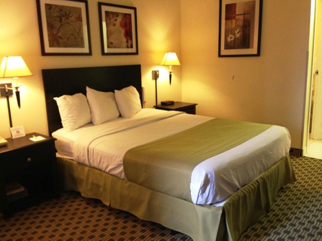Days Inn By Wyndham Irving Grapevine Dfw Airport North Cameră foto